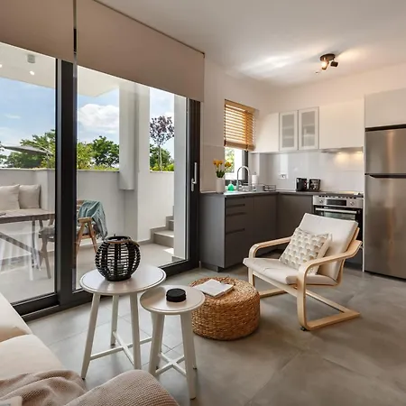 Casa Al Mare Lejlighedshotel Nea Roda